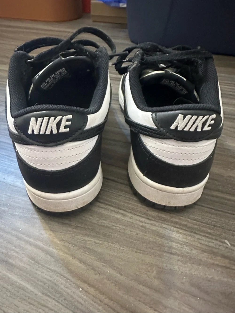 Nike dunks. - Picture 5 of 5